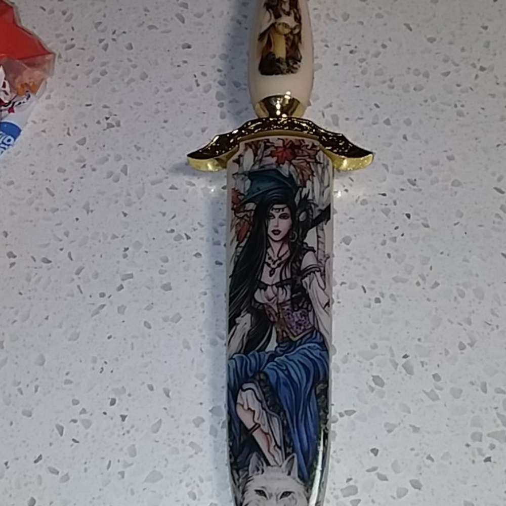 Collectors knife
